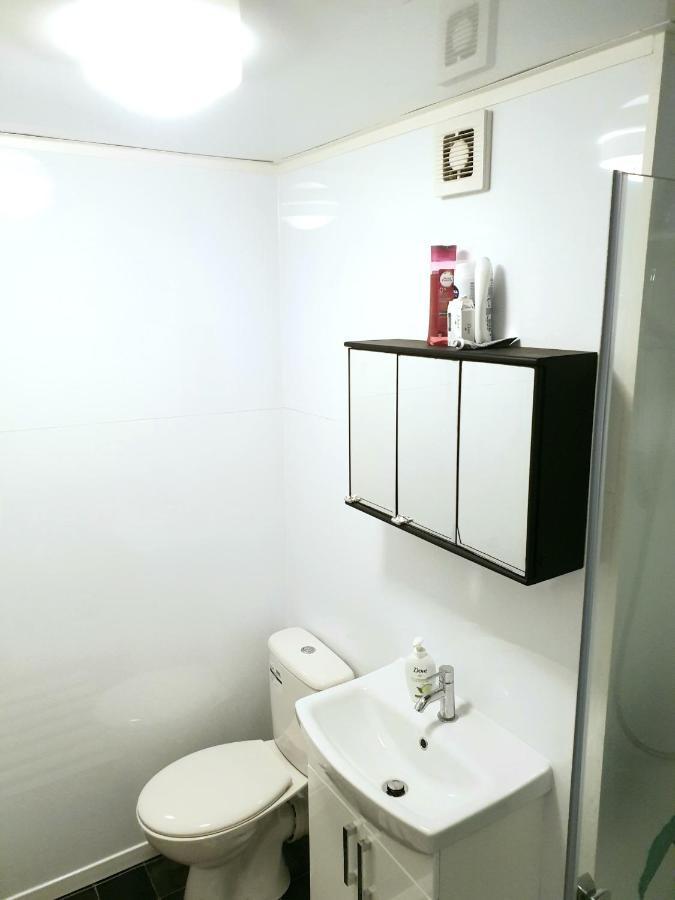 Elephant & Castle - Zone 2 - Private Rooms - Shared Bathroom Londra Exterior foto