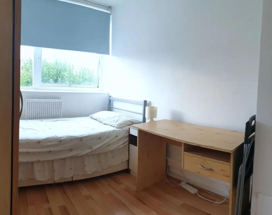 Elephant & Castle - Zone 2 - Private Rooms - Shared Bathroom Londra Exterior foto