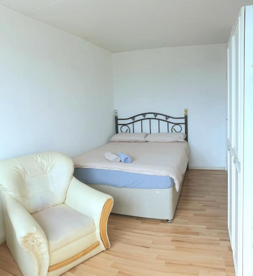 Elephant & Castle - Zone 2 - Private Rooms - Shared Bathroom Londra Exterior foto